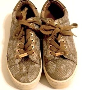 J Slides Faux Leather Brown and Gold Snakeskin Platform Sneakers size 6.5